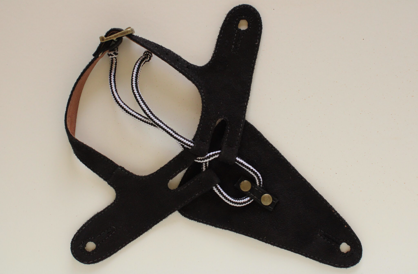 Noya - Straps_Tr